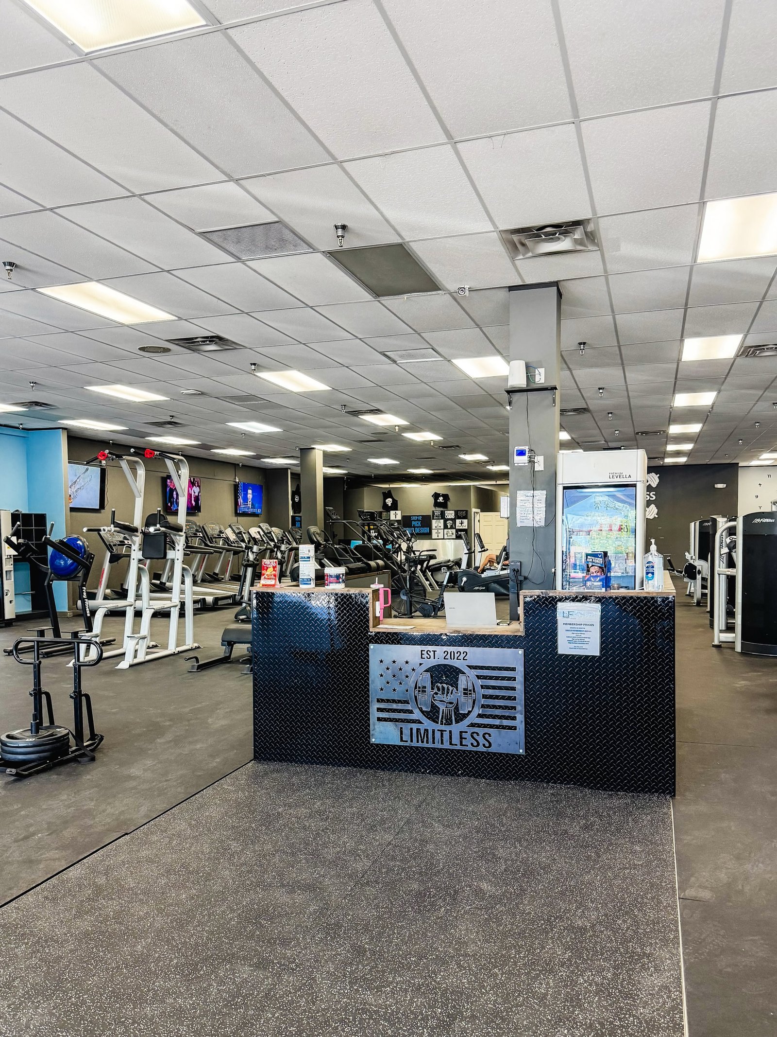 The front desk at Limitless Fitness